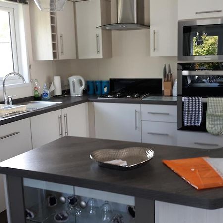 Luxury 6 Berth Lodge At Quince 10 펀다운 외부 사진
